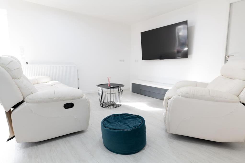 Appartement Entier 2 Chambres Chez Zarius أتيس مو المظهر الخارجي الصورة